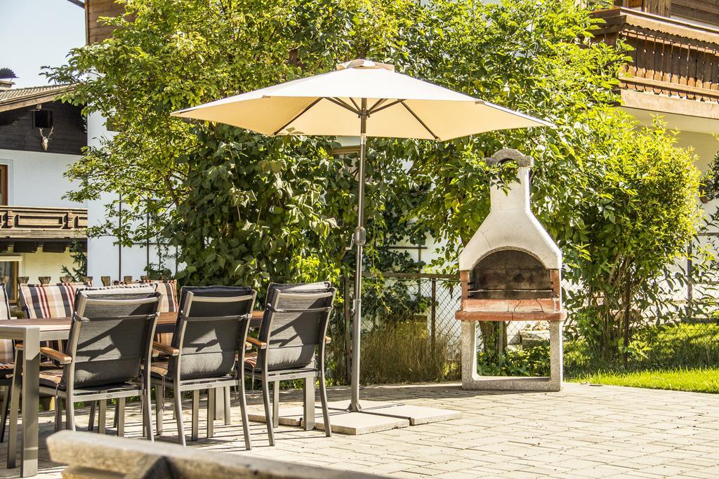 Ferienhaus "Kaprun" エクステリア 写真