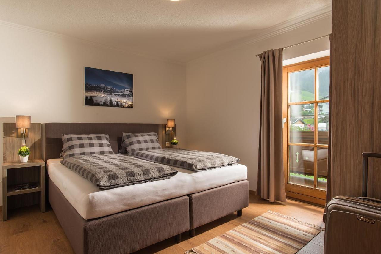 Ferienhaus "Kaprun" エクステリア 写真